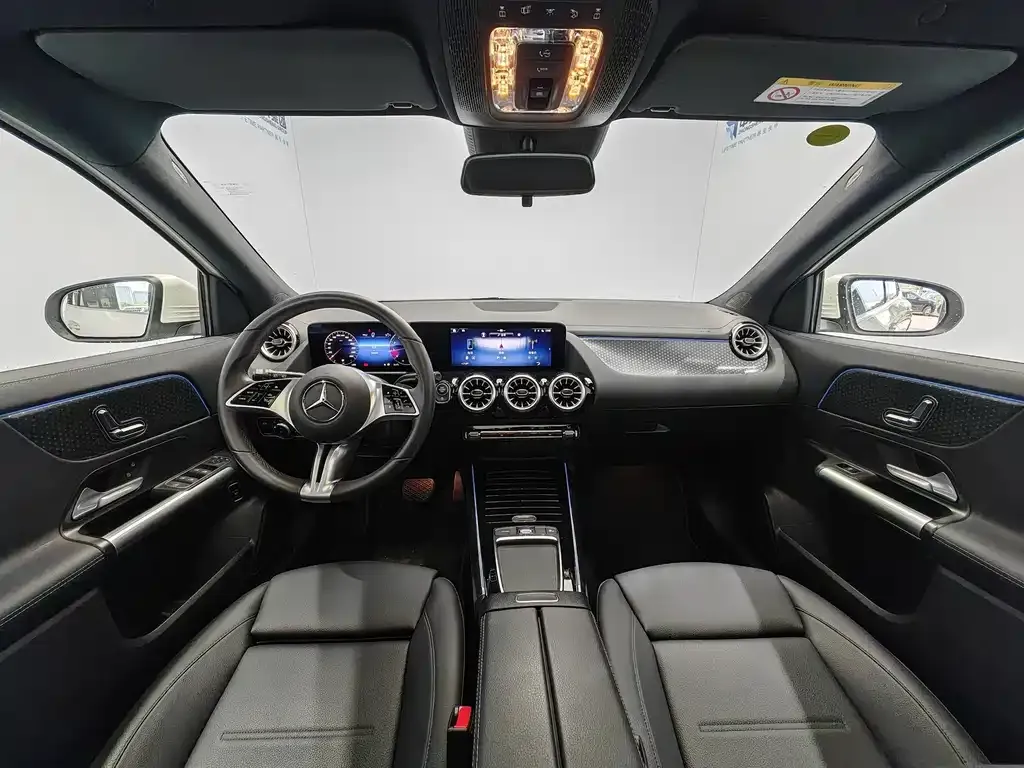 Mercedes-Benz GLA — фото 7