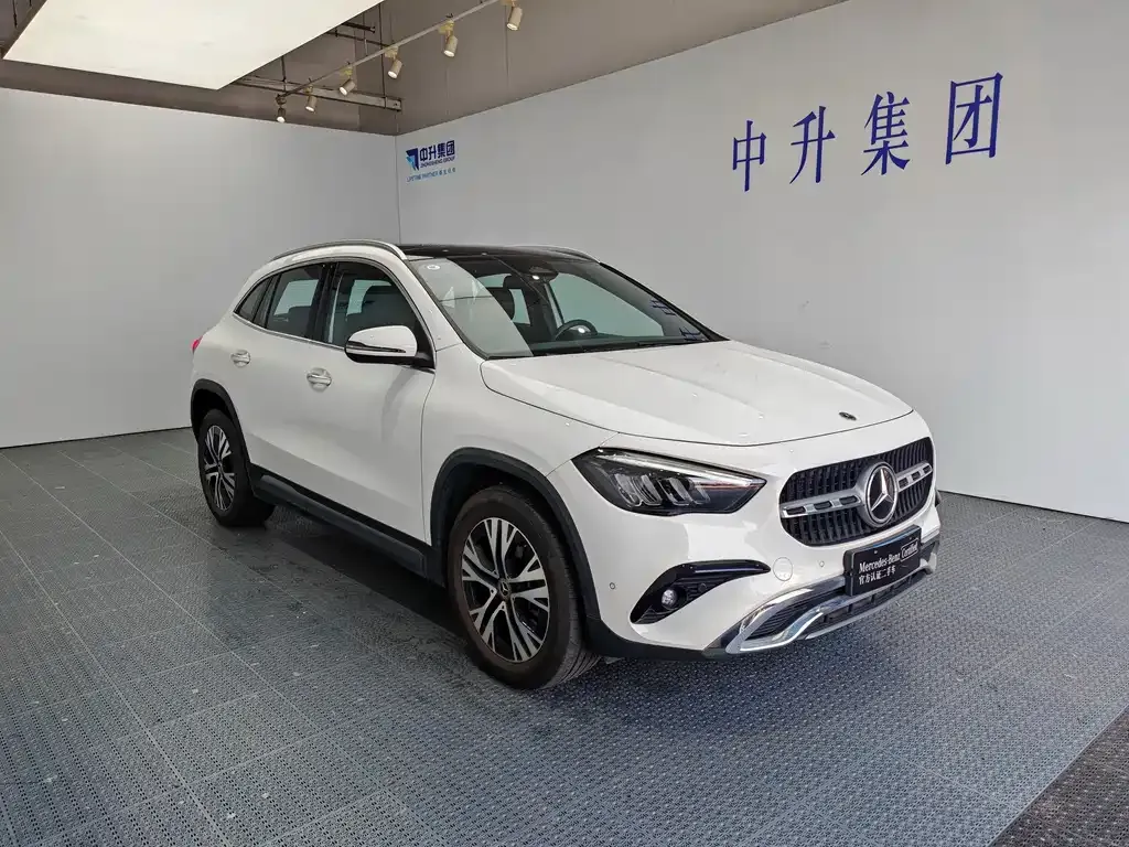 Mercedes-Benz GLA — фото 6