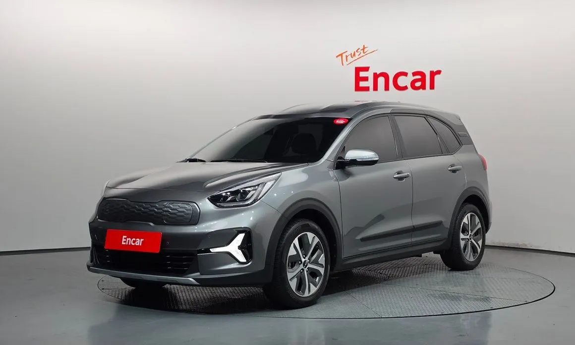 Kia Niro — фото 1