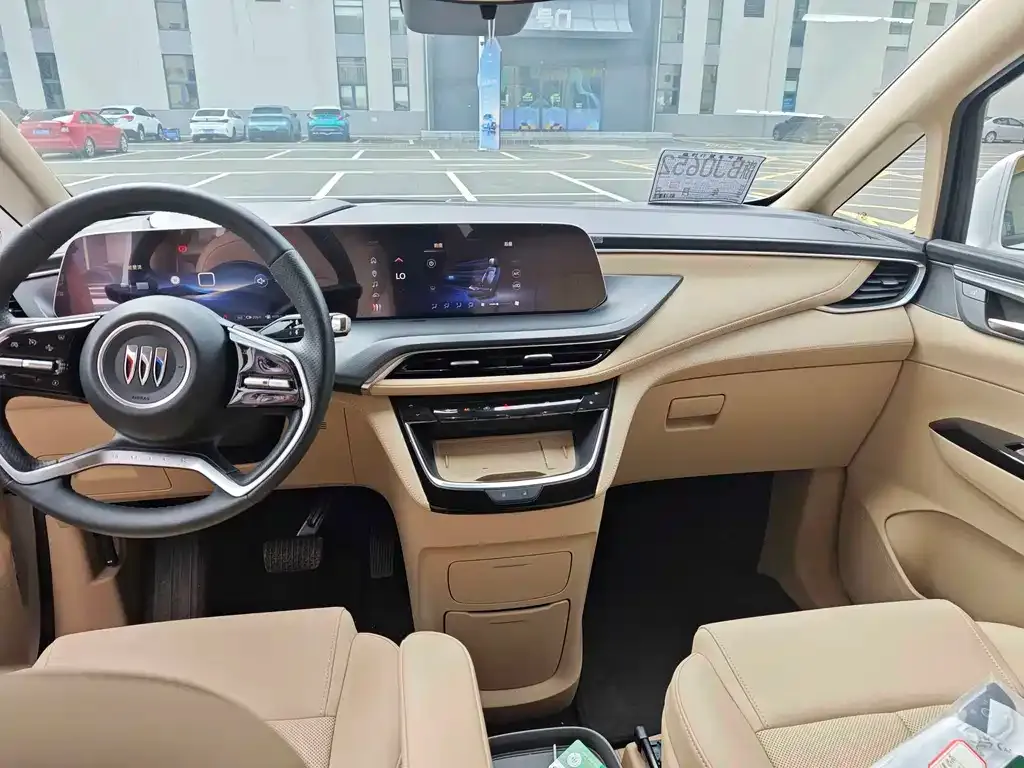 Buick GL8 Hybrid — фото 3