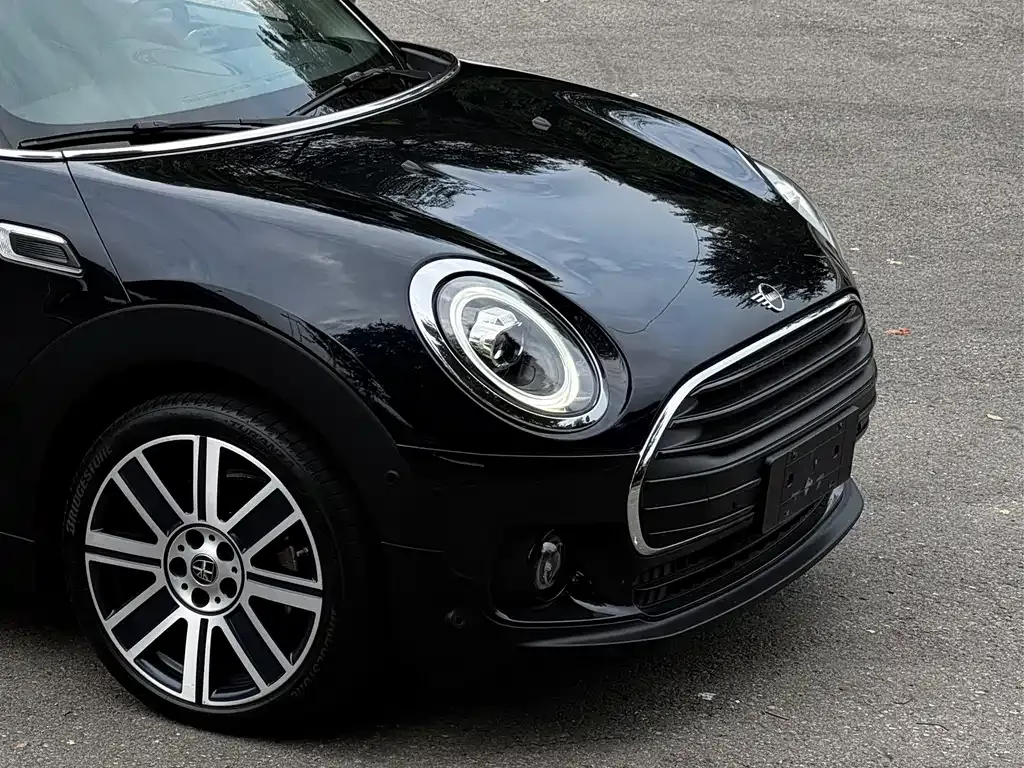 MINI Clubman — фото 2