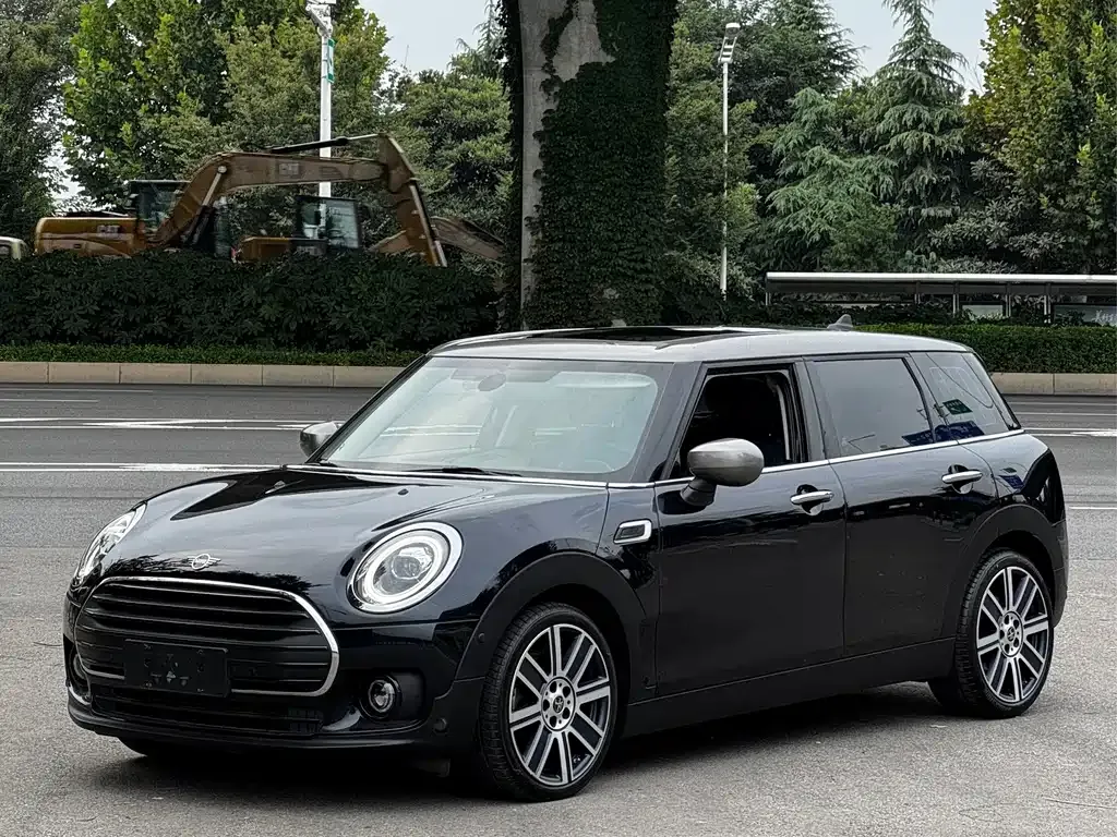 MINI Clubman — фото 7