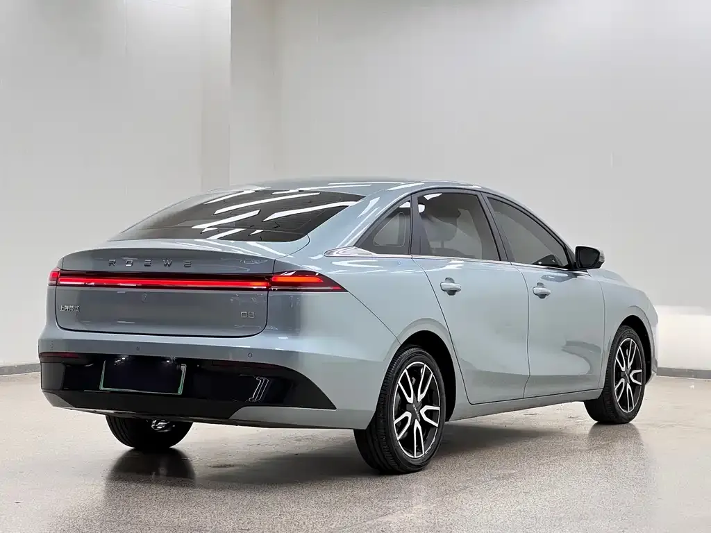 Roewe D6 — фото 9