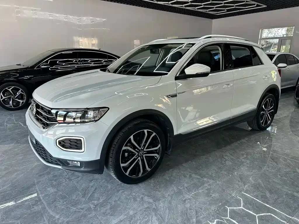 Volkswagen T-Roc — фото 2