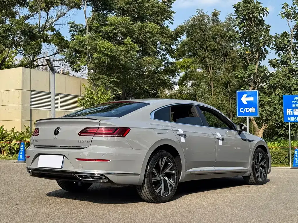 Volkswagen CC — фото 7
