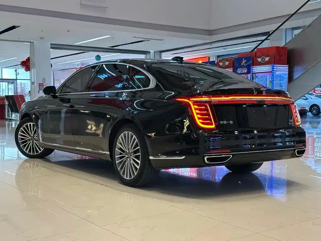 Hongqi H9 — фото 10