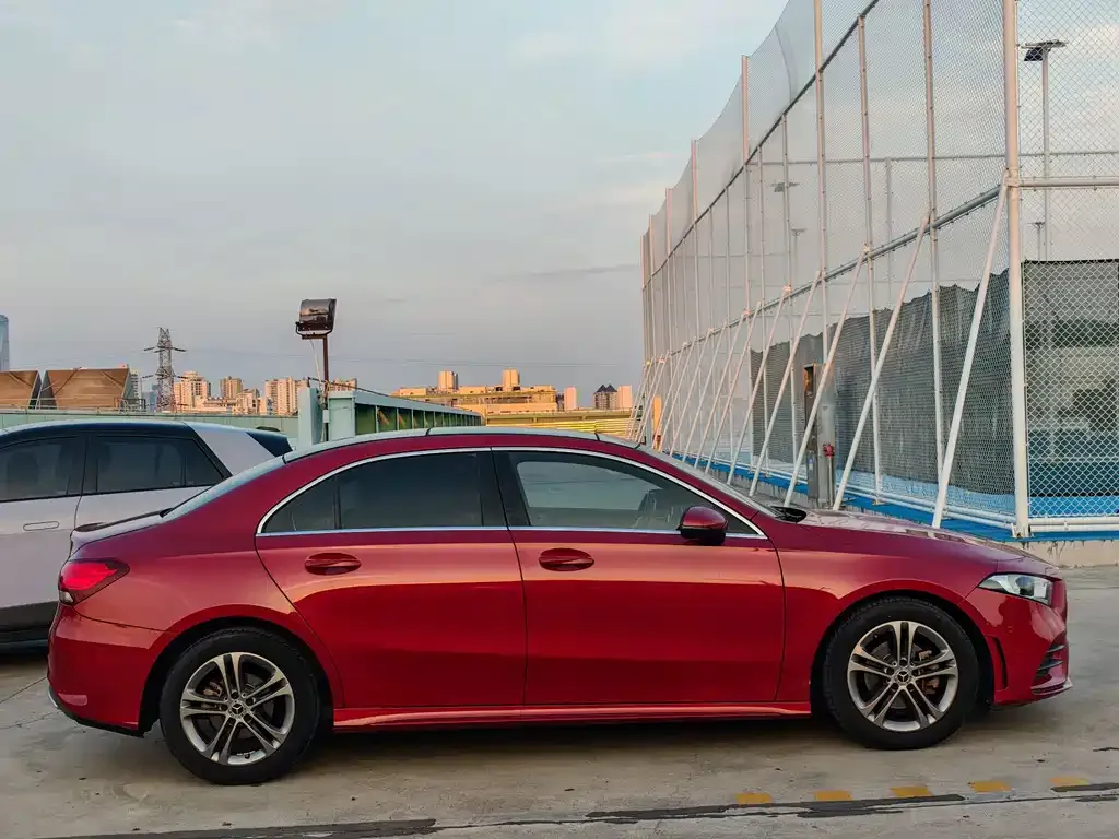 Mercedes-Benz A-Class — фото 10