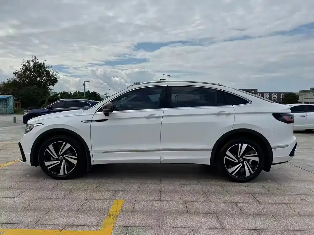 Volkswagen Tiguan X — фото 6