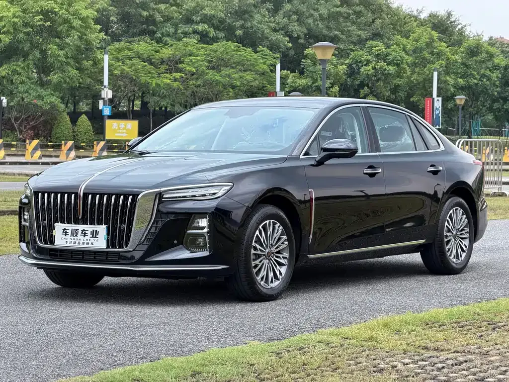 Hongqi H5 — фото 1