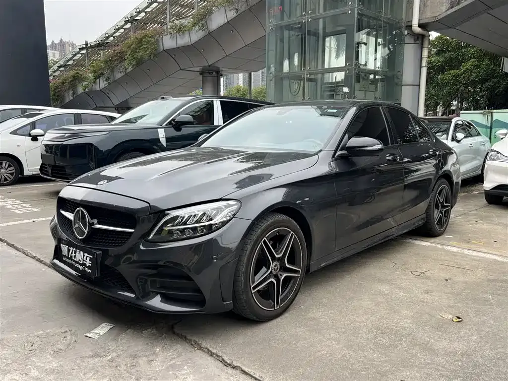 Mercedes-Benz C-Class — фото 1