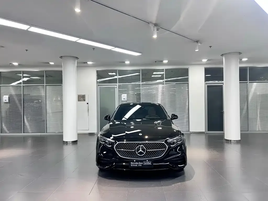 Mercedes-Benz E-Class (Import) — фото 2
