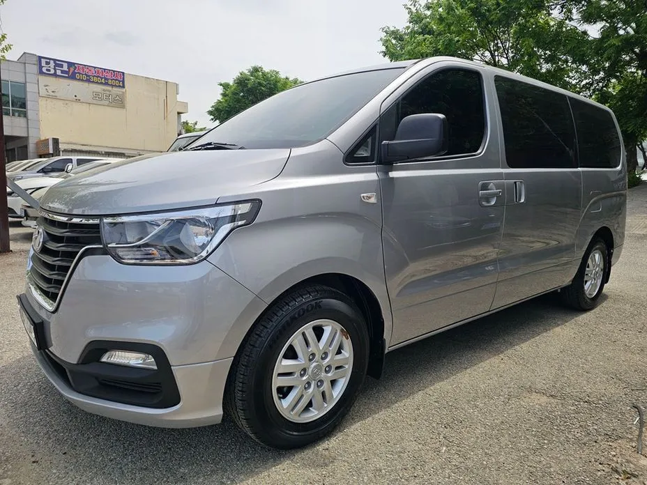 Hyundai Starex — фото 4