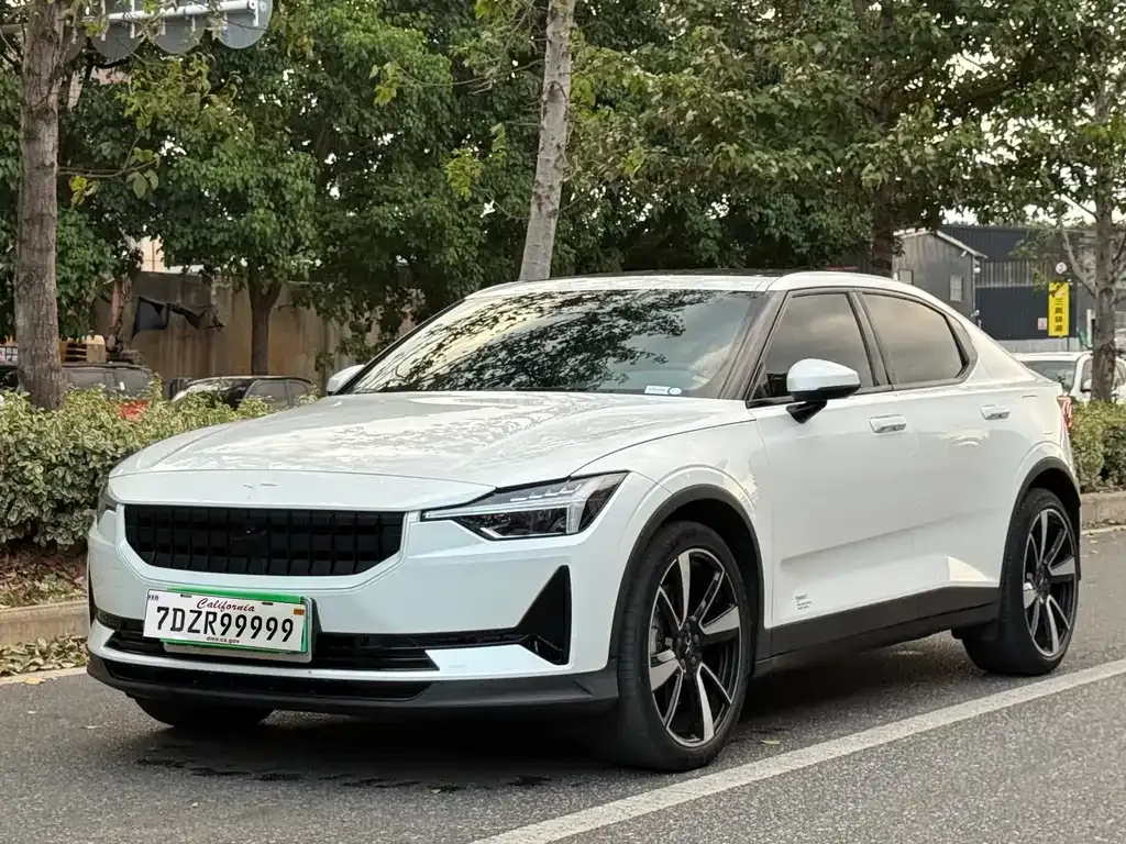 Polestar Polestar 2 — фото 1