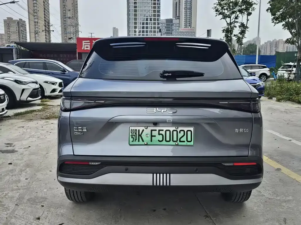 BYD Sealion 05 DM-i — фото 3