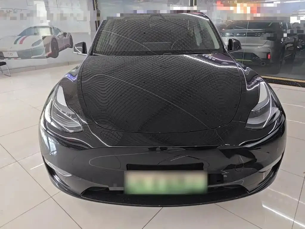 Tesla Model Y — фото 5