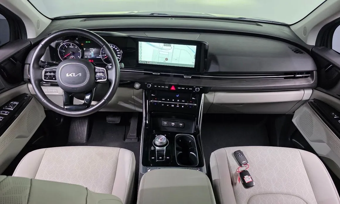 Kia Carnival — фото 8