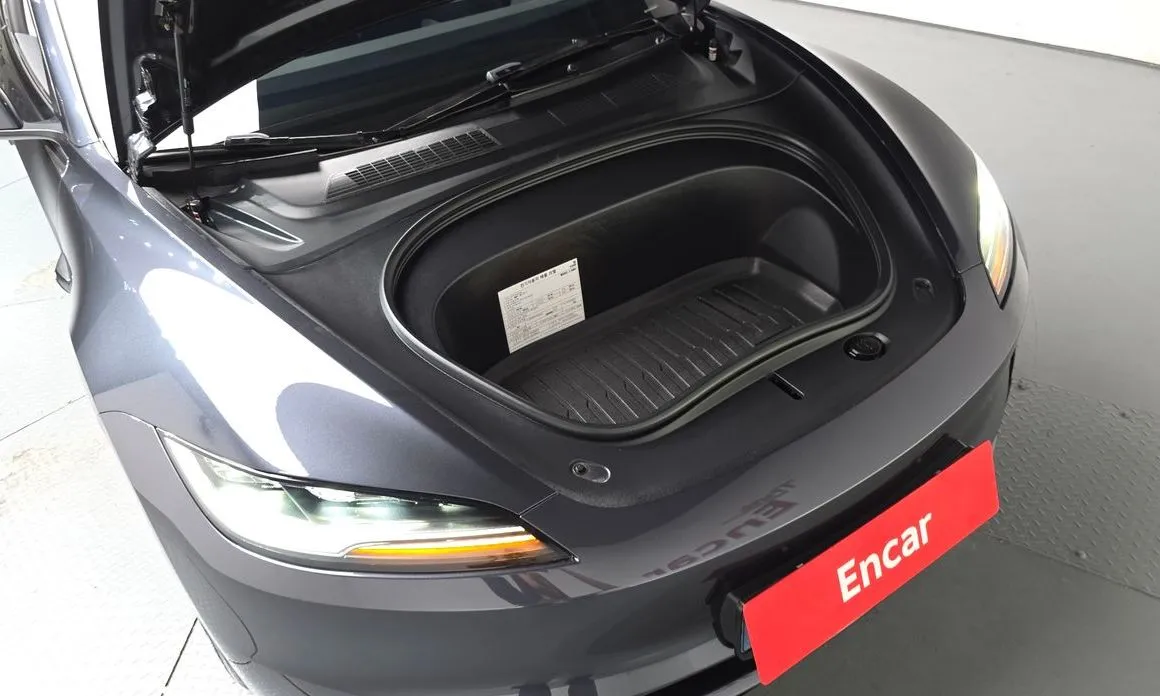 Tesla Model 3 — фото 10