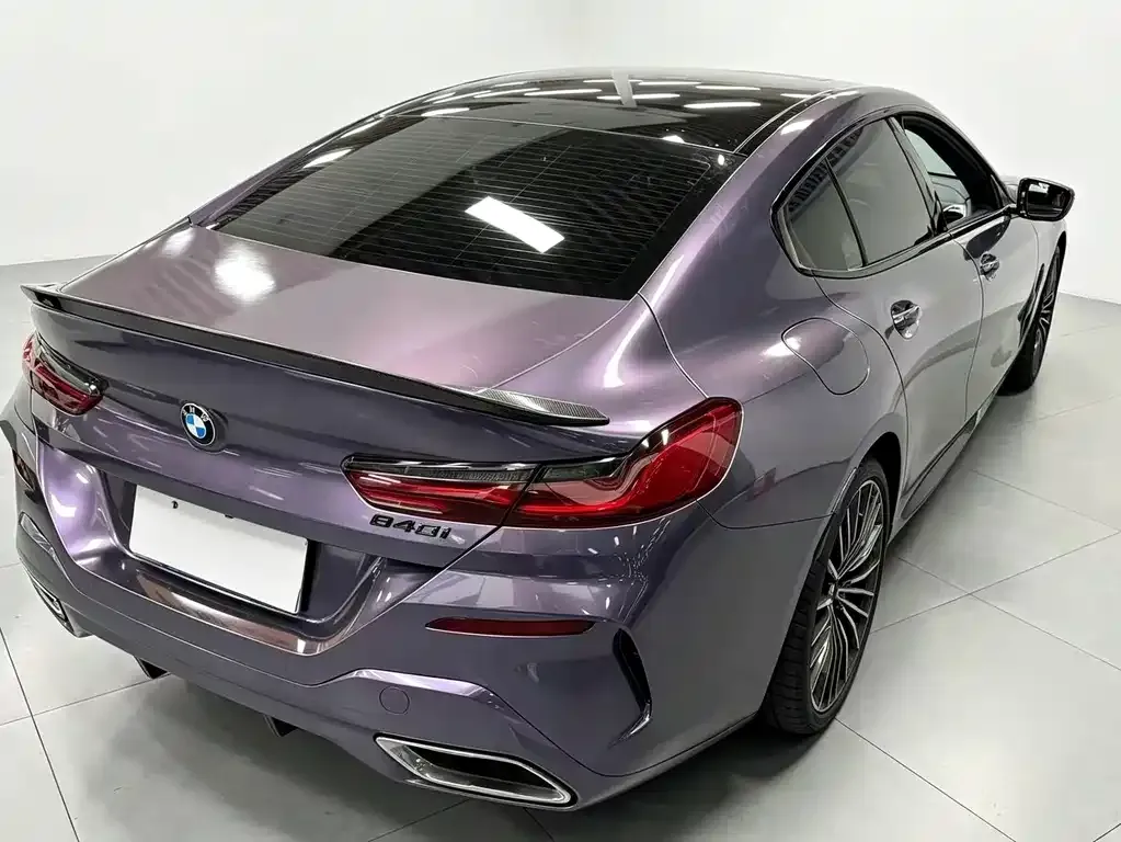 BMW 8 Series — фото 2