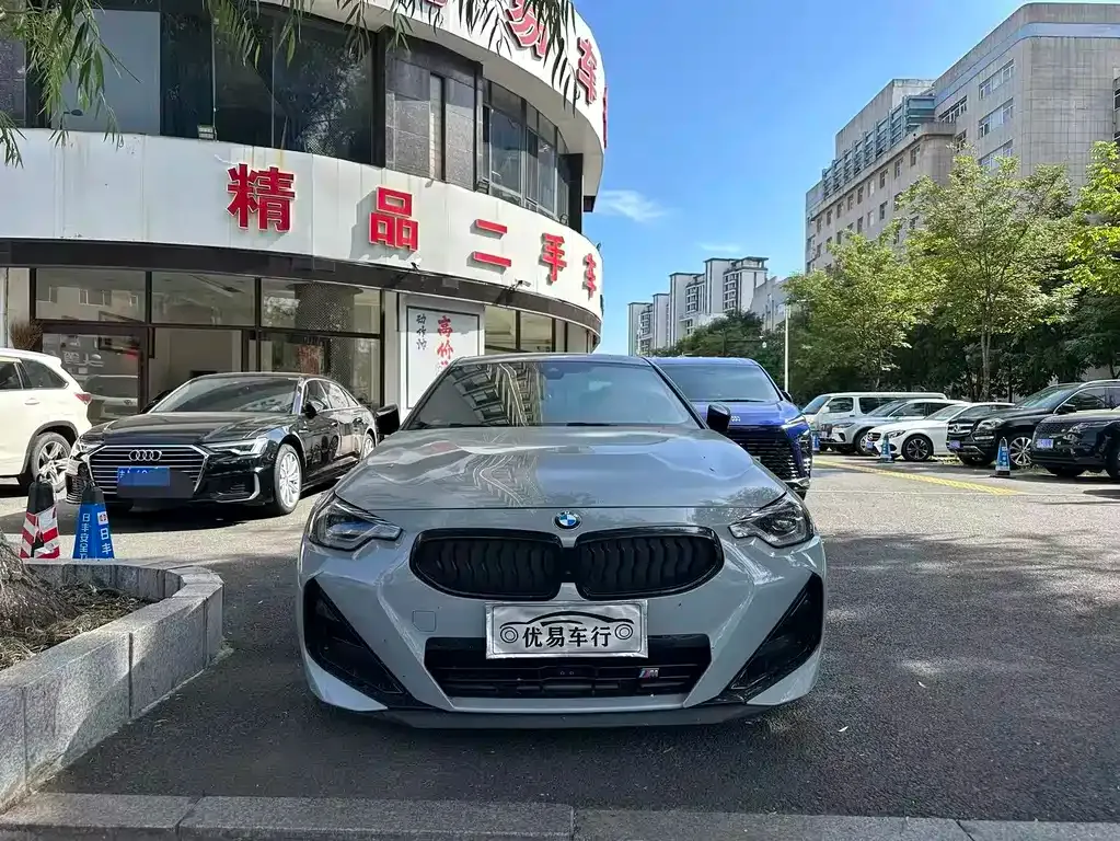 BMW M240i — фото 9