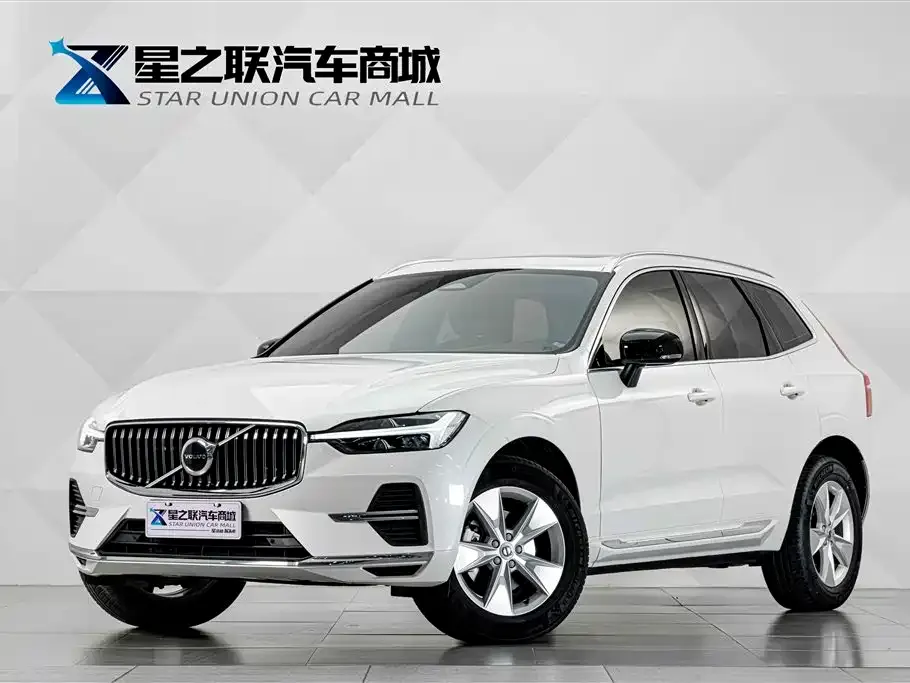 Volvo XC60 — фото 1