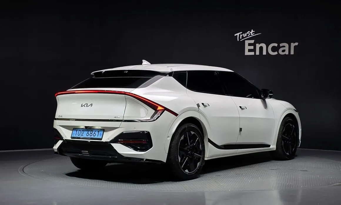 Kia EV6 — фото 2