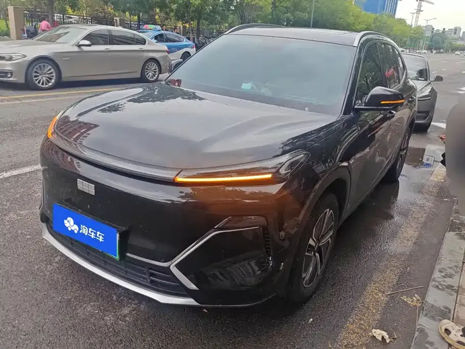 Geely Galaxy Xingjian 7 — фото 1