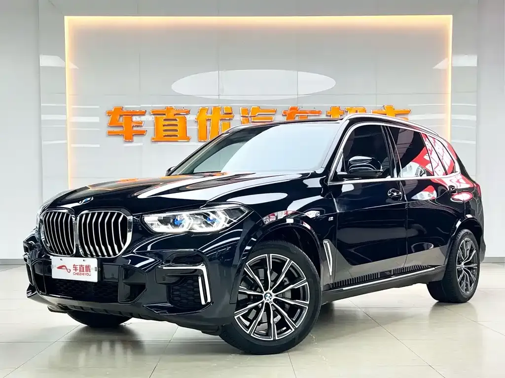 BMW X5 — фото 1