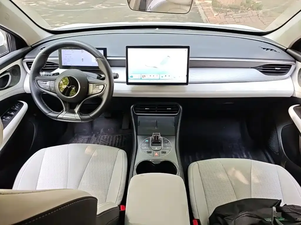 BYD Seal 05 DM-i — фото 3
