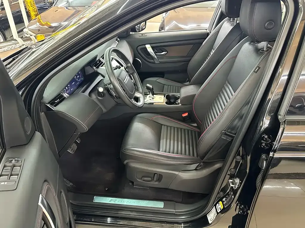Land Rover Discovery Sport — фото 2