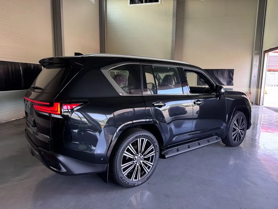 Lexus LX — фото 3