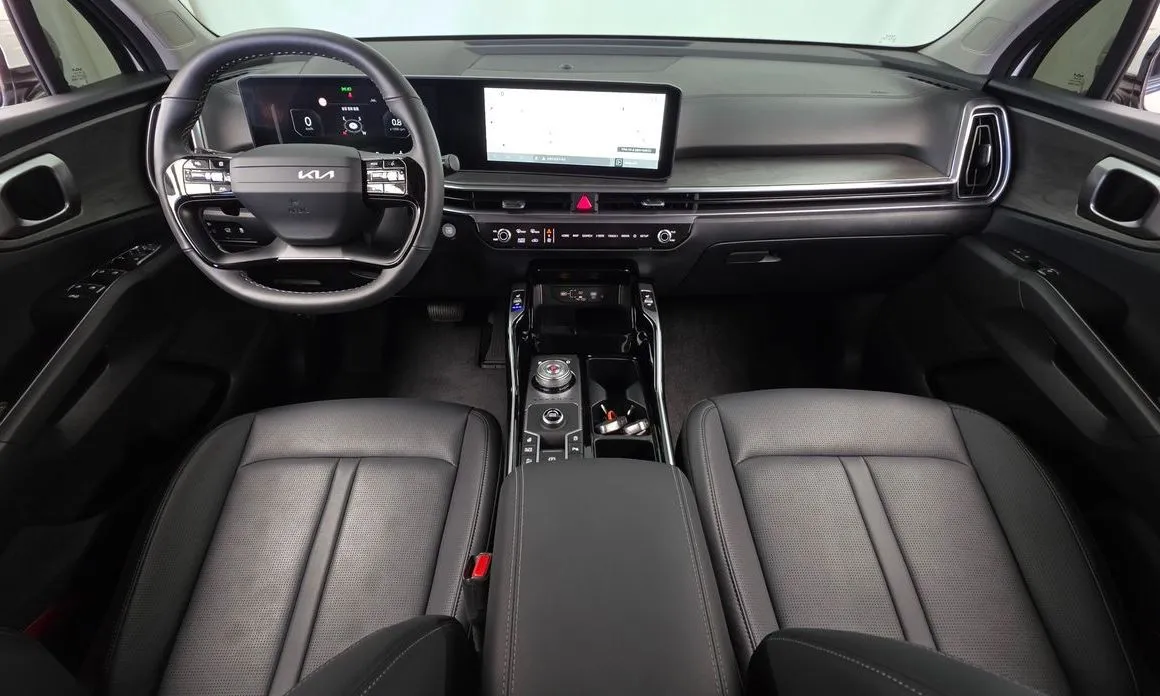 Kia Sorento — фото 6