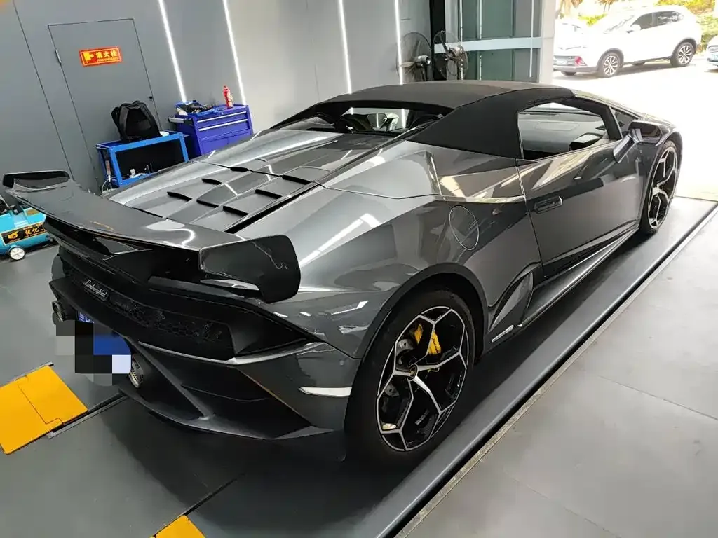 Lamborghini Huracan — фото 5