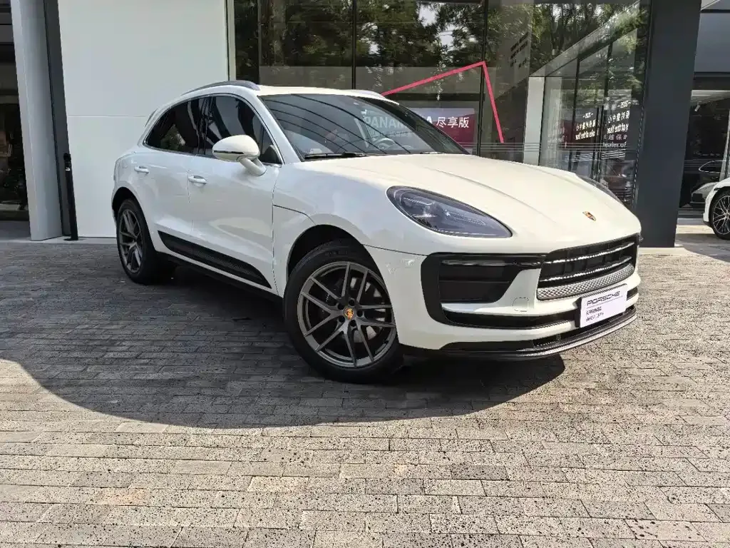 Porsche Macan — фото 9