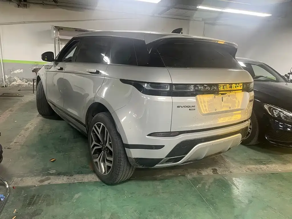 Land Rover Evoque — фото 2