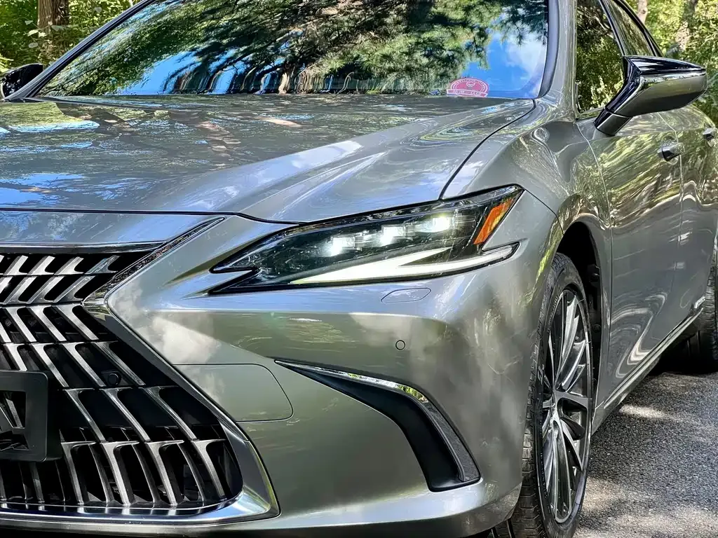 Lexus ES — фото 3