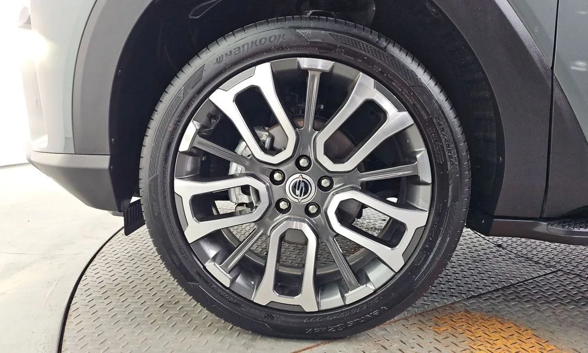 KG Mobility (Ssangyong) Torres — фото 8