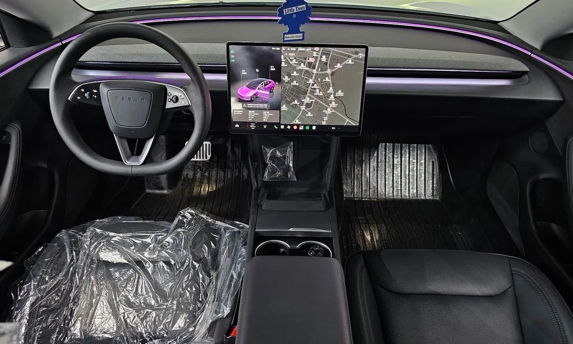 Tesla Model 3 — фото 10