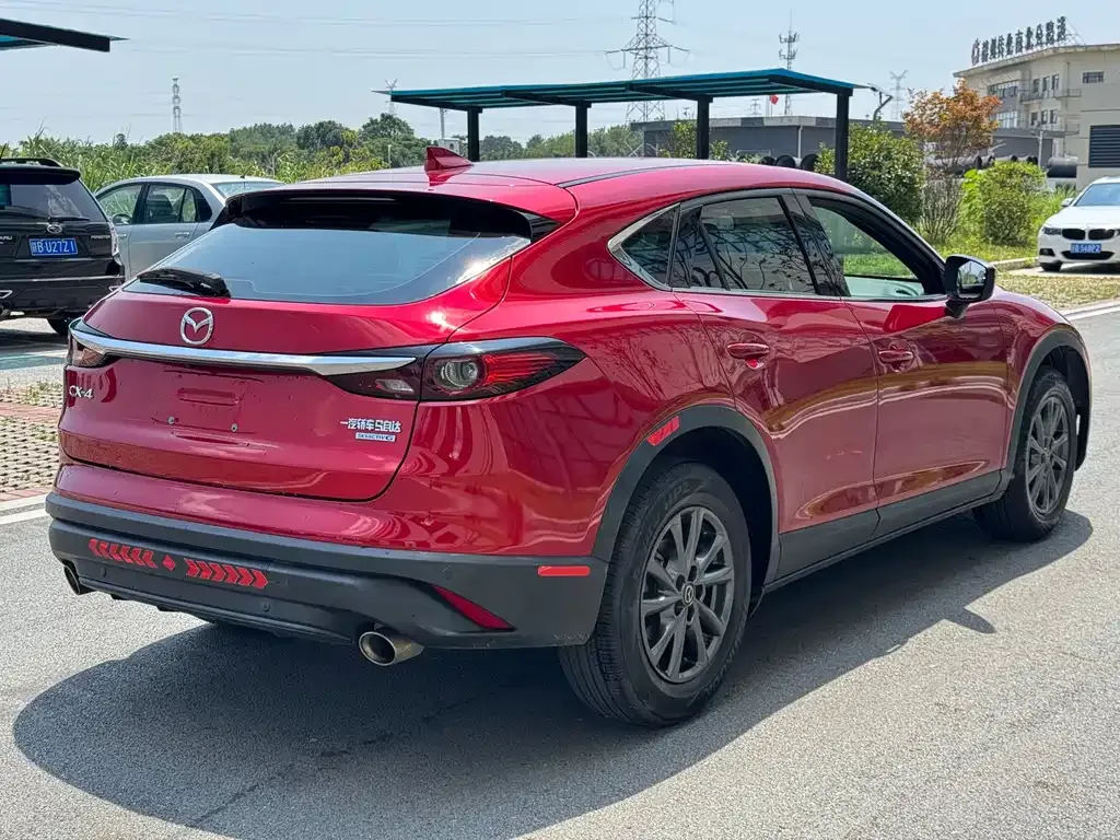 Mazda CX-4 — фото 3