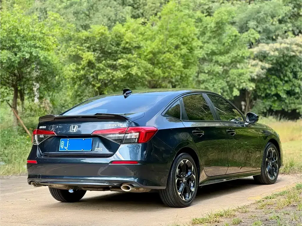 Honda Civic — фото 4
