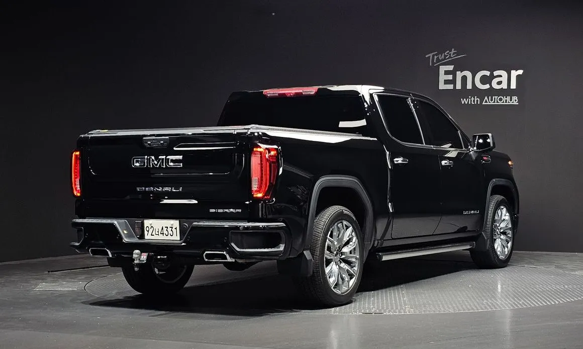 GMC Sierra — фото 8