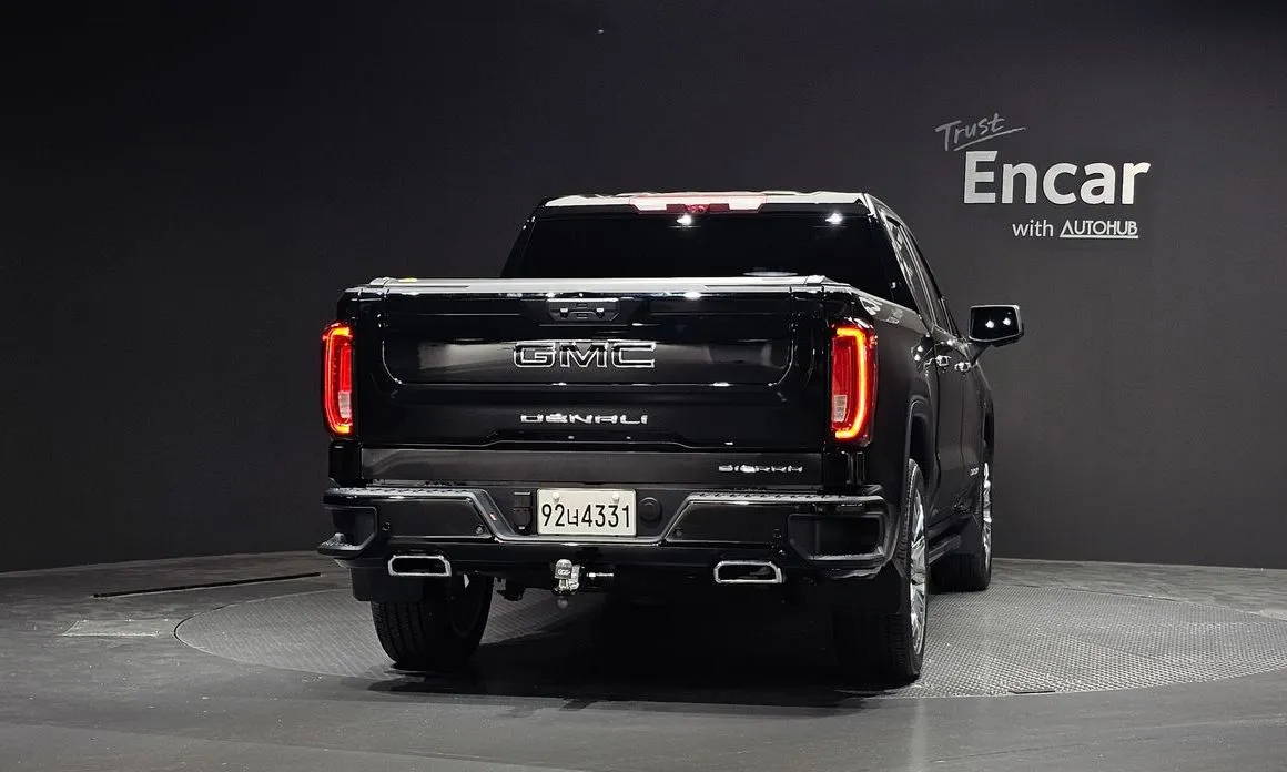GMC Sierra — фото 4