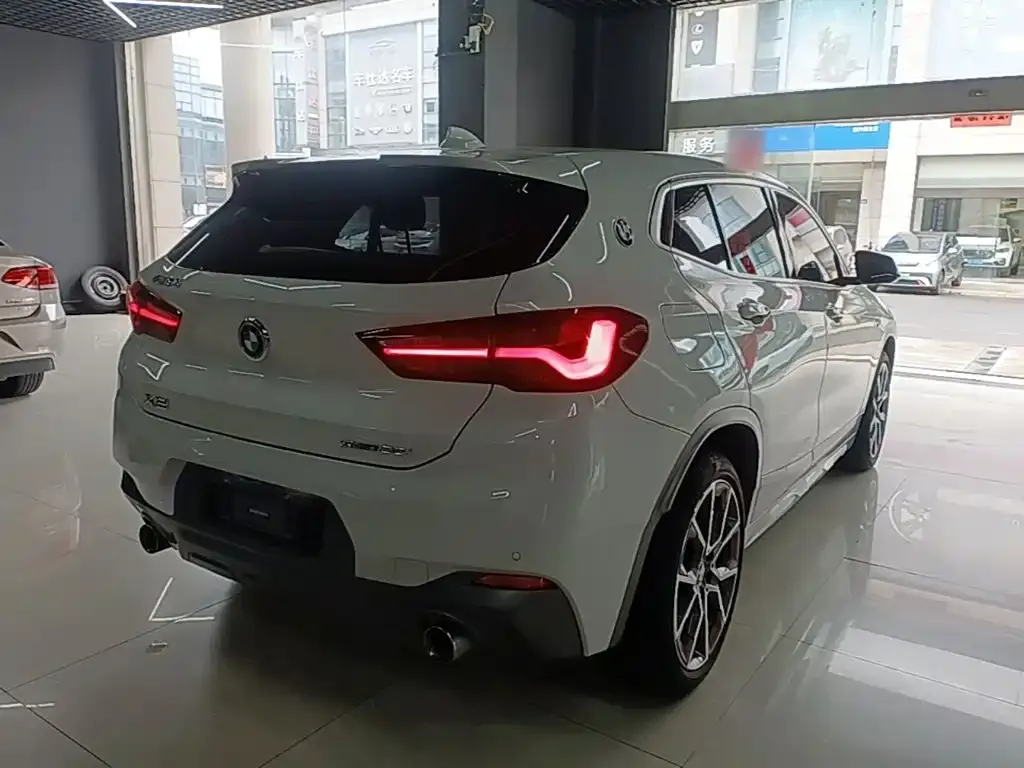 BMW X2 — фото 2