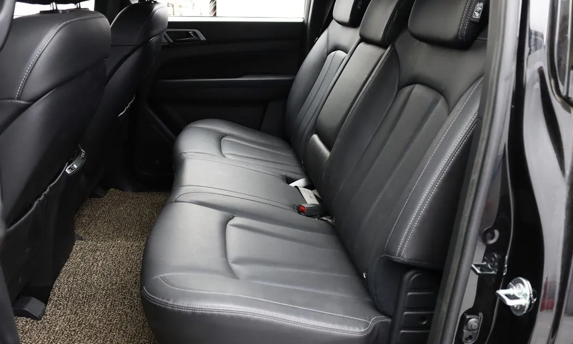 KG Mobility (Ssangyong) Rexton — фото 8
