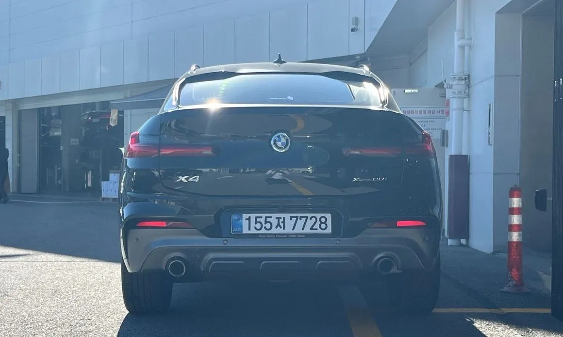 BMW X4 — фото 4