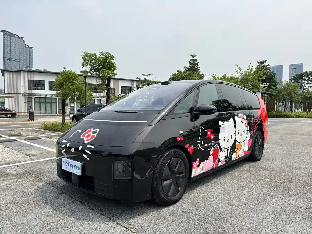 Li Auto MEGA — фото 1