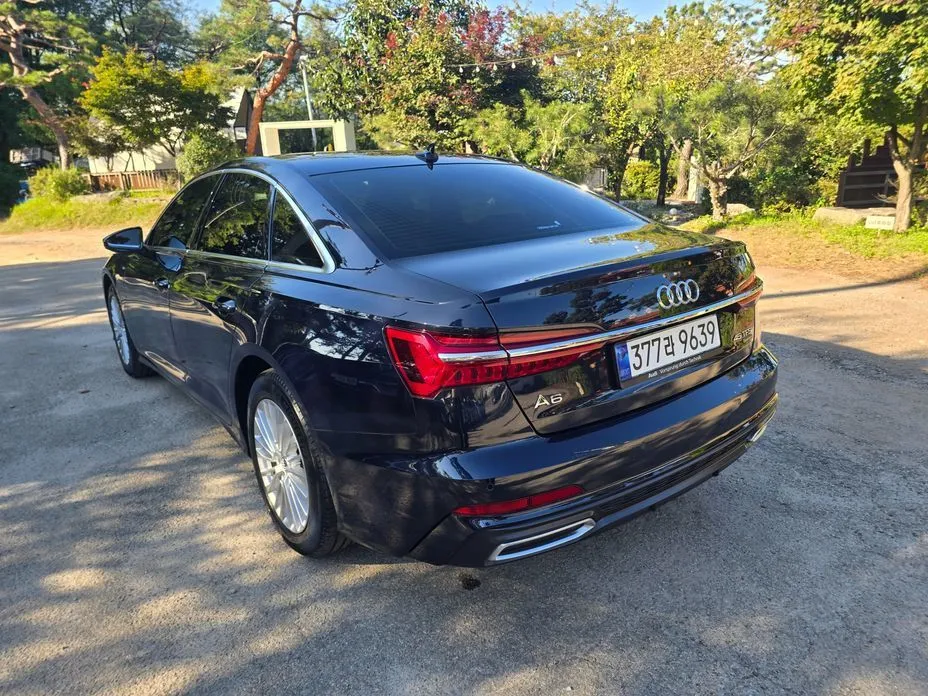 Audi A6 — фото 6