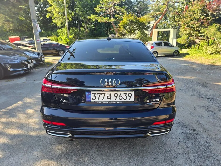 Audi A6 — фото 7