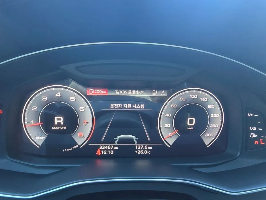 Audi A6 — фото 10