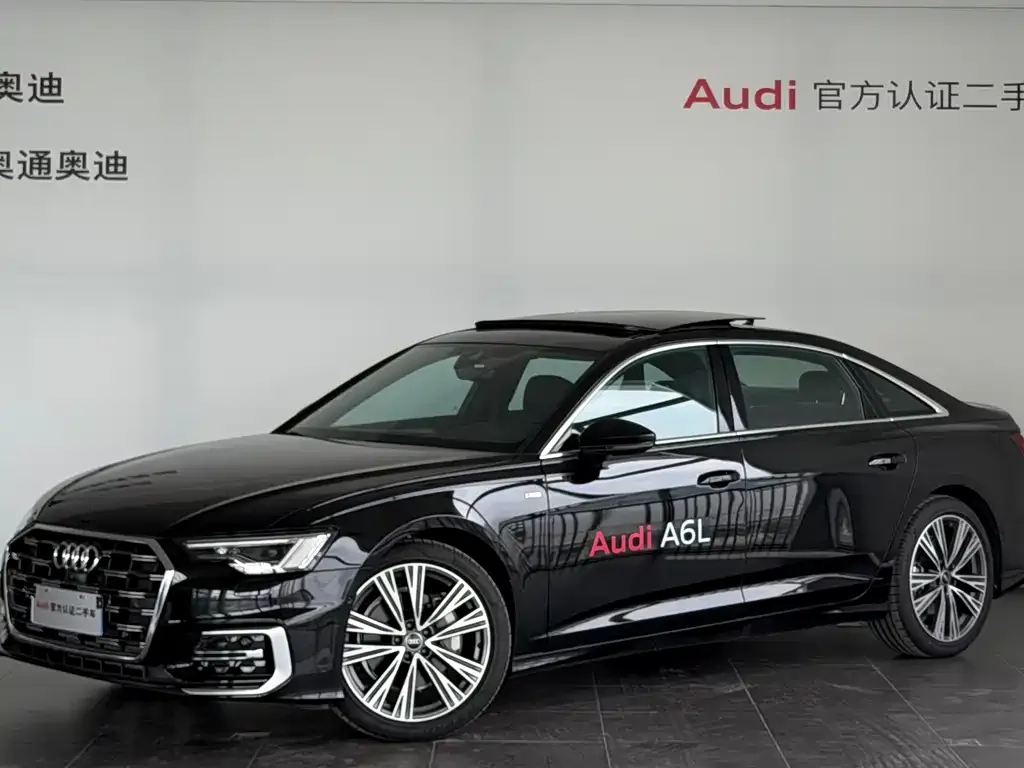 Audi A6L — фото 1