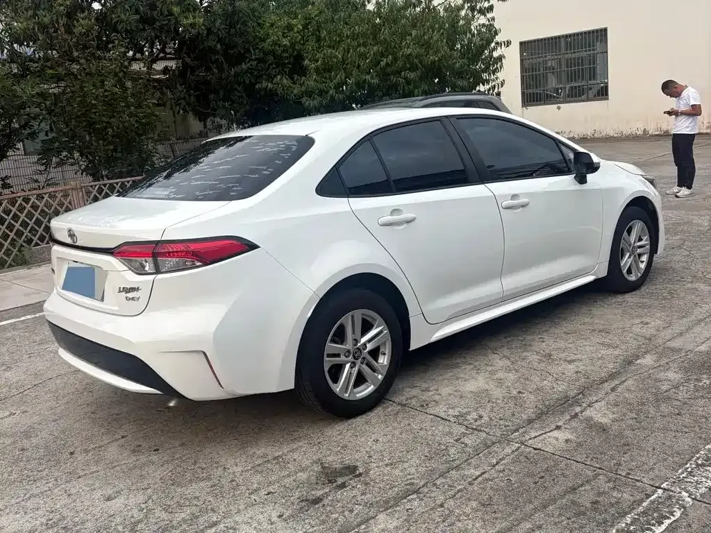 Toyota Levin — фото 10